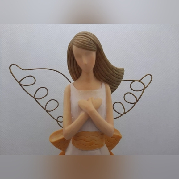 Angel Figurine with Inspirational Quote - Picture 5 of 10